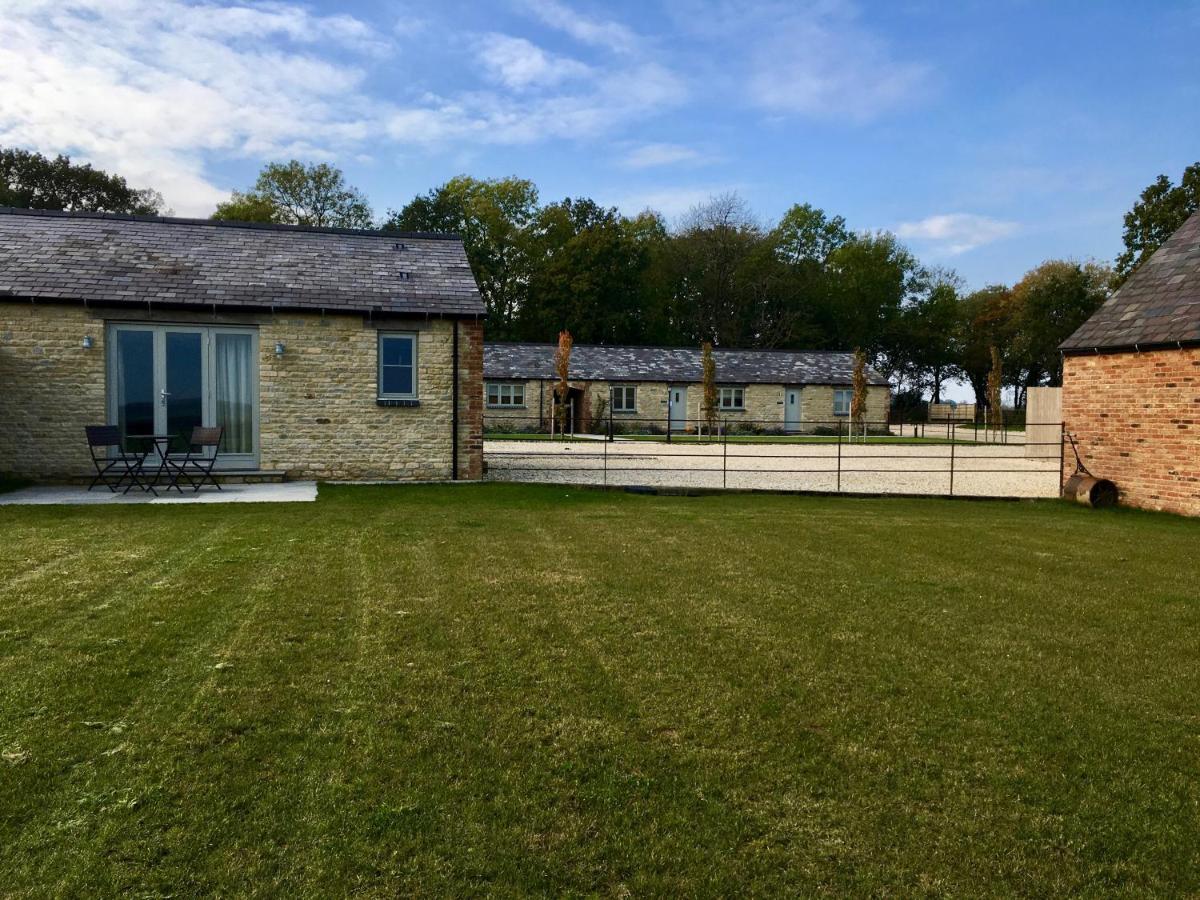 Briary Cottages at Iletts Farm Brackley  Exteriör bild